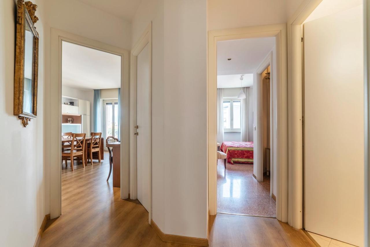 Sunny Apartment Piramide Rome Exterior photo