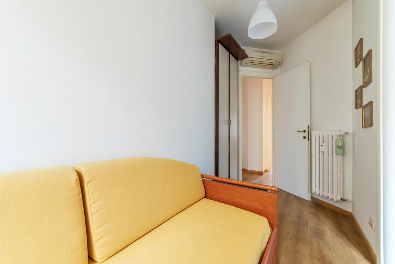 Sunny Apartment Piramide Rome Exterior photo